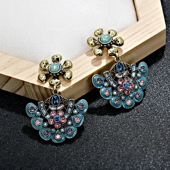 Chic Gold and Blue Floral Earrings - Picture 2 of 3
